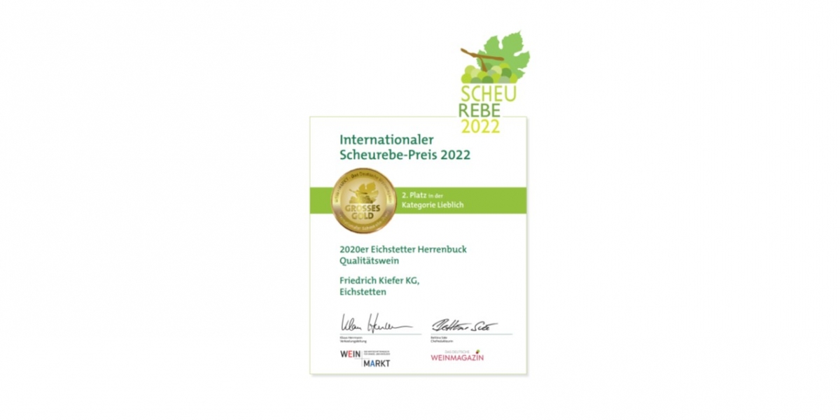 Internationaler Scheurebe Preis 2022 | Scheurebe Feinherb vom ökologischen Weingut Kiefer vom Kaiserstuhl in Herrenbuck