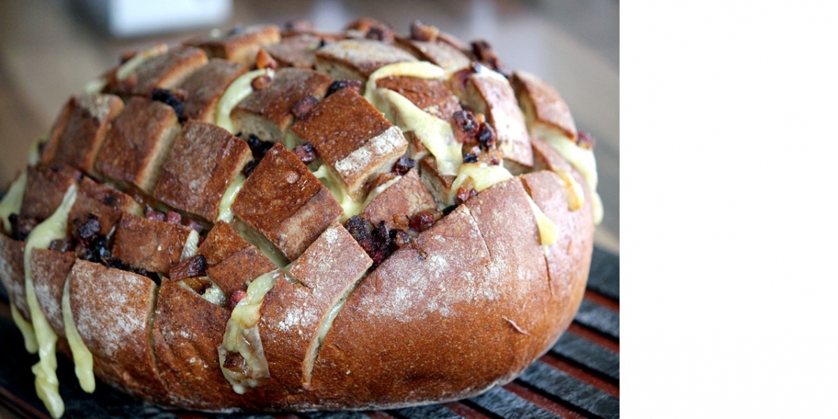 Käse-Speck-Zupfbrot