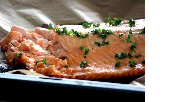 Lachs mit Chili-Honig-Marinade