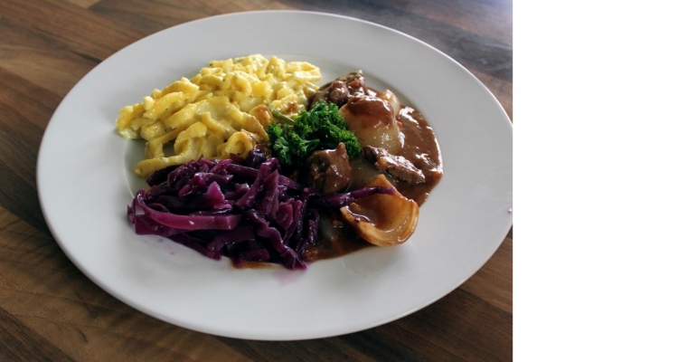 Rehragout mit Schokolade