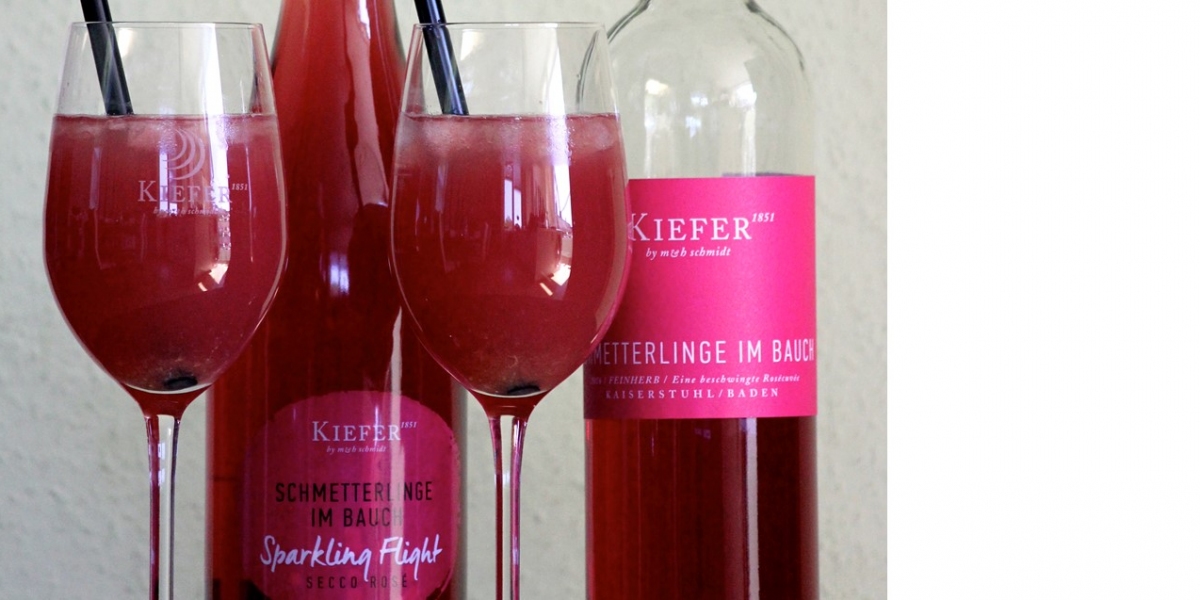 Sommercocktail mit Wein "Schmetterlinge im Bauch"