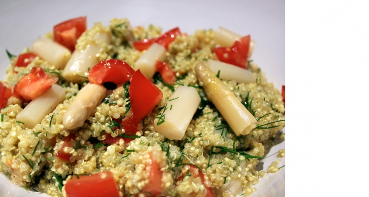 Spargelsalat mit Quinoa